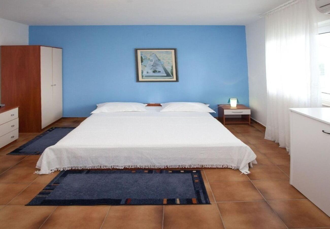 Apartments Filip Trogir Extérieur photo